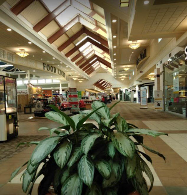 The Lakes Mall - Photo From Mall Website (newer photo)